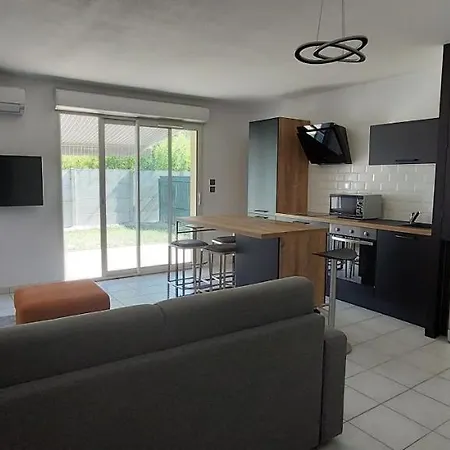 Superbe Appartement Proche De Tout, Climatise. La Teste-de-Buch Exterior photo